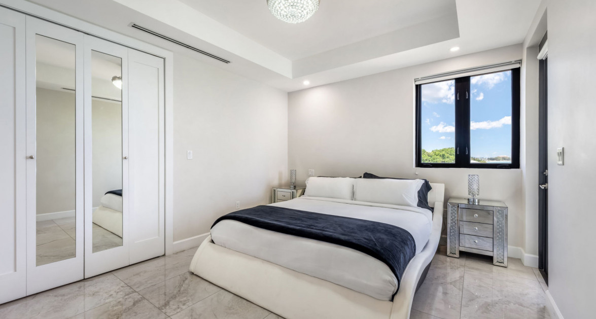 Oasis 7 - Beachfront Estate - Image 26