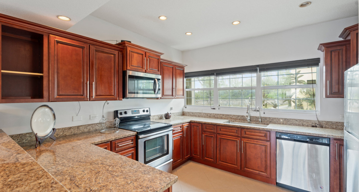 Ocean Club #212 (Renovated 2 Bed Town Home w/ Excellent Ocean Views) - Image 1