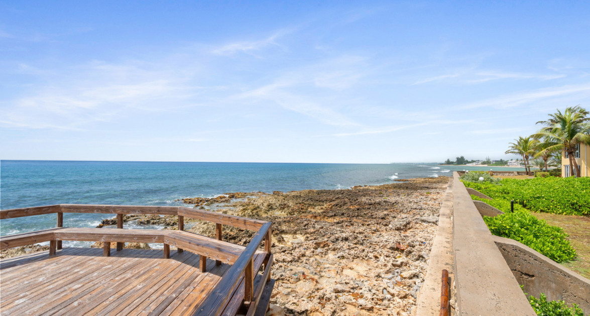 Ocean Club #212 (Renovated 2 Bed Town Home w/ Excellent Ocean Views) - Image 18