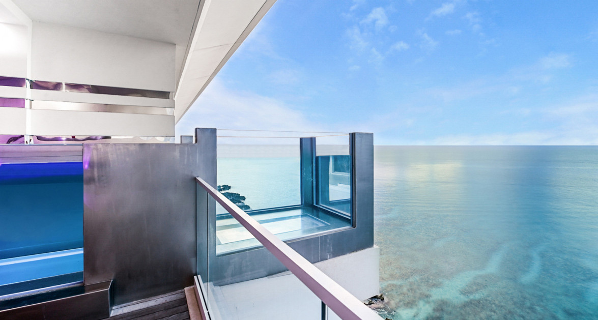 Ocean Front, Corner Unit at FIN Grand Cayman - Image 13