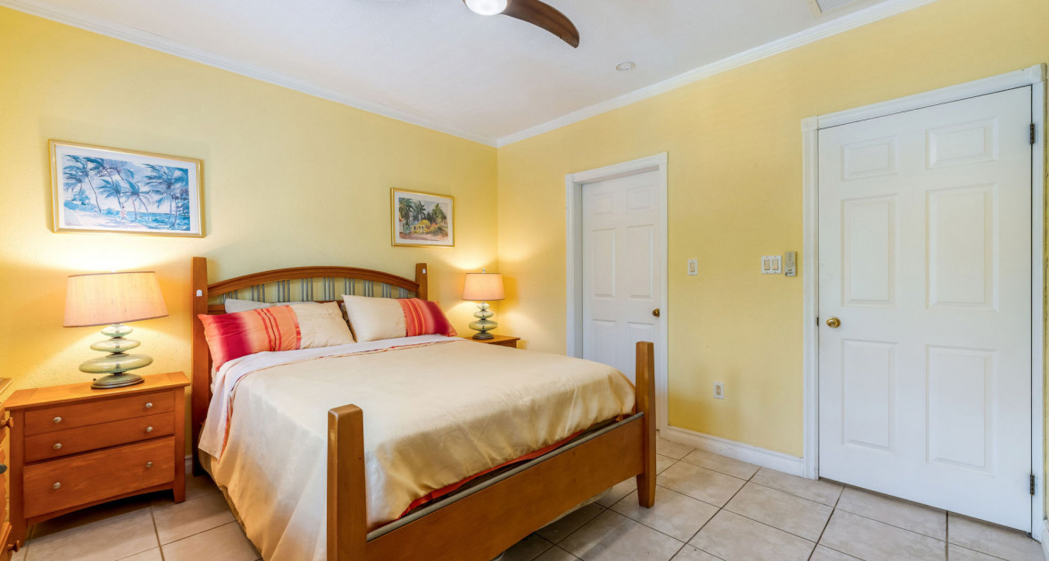 Ocean Front Top Floor Large Three Bed Ocean Pointe Villas - Image 21