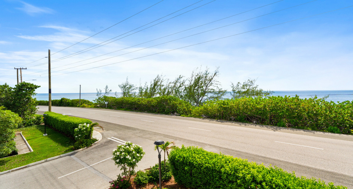 OCEAN VISTA 2 BED/2.5 BATH OCEAN VIEW END UNIT #1 - Image 24