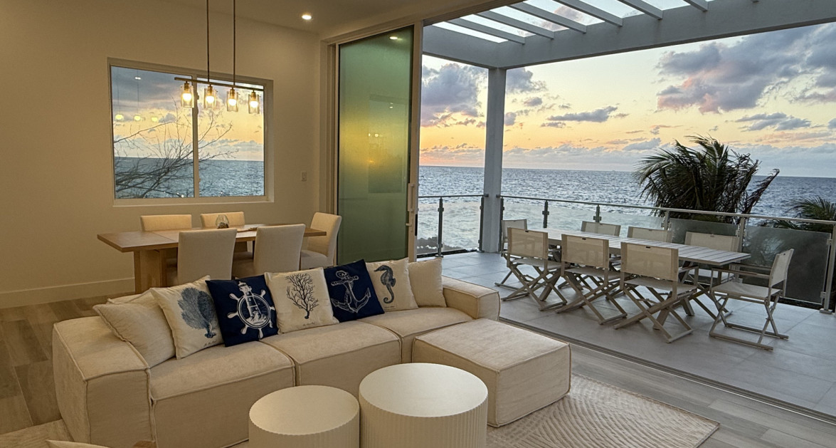 Oceanfront Penthouse- Stunning New 3 Bed- Sunset Point - Image 2