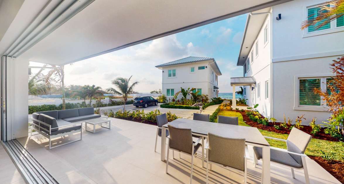 Oceans 9 Beachfront Detached Home - Image 4