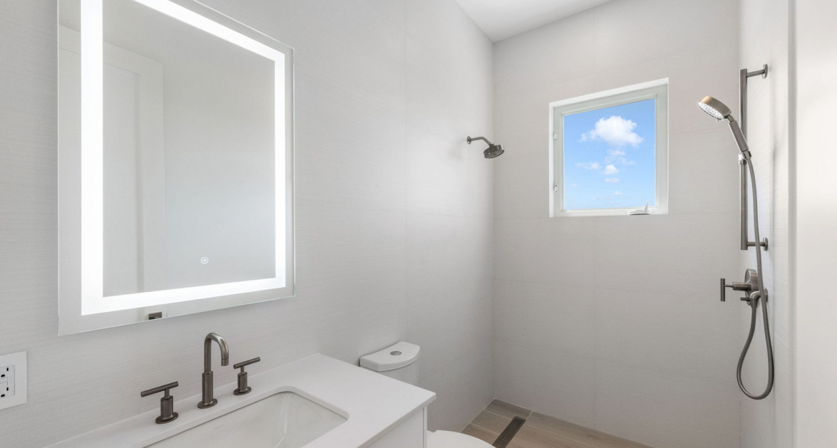 Oceans 9 Beachfront Detached Home - Image 21