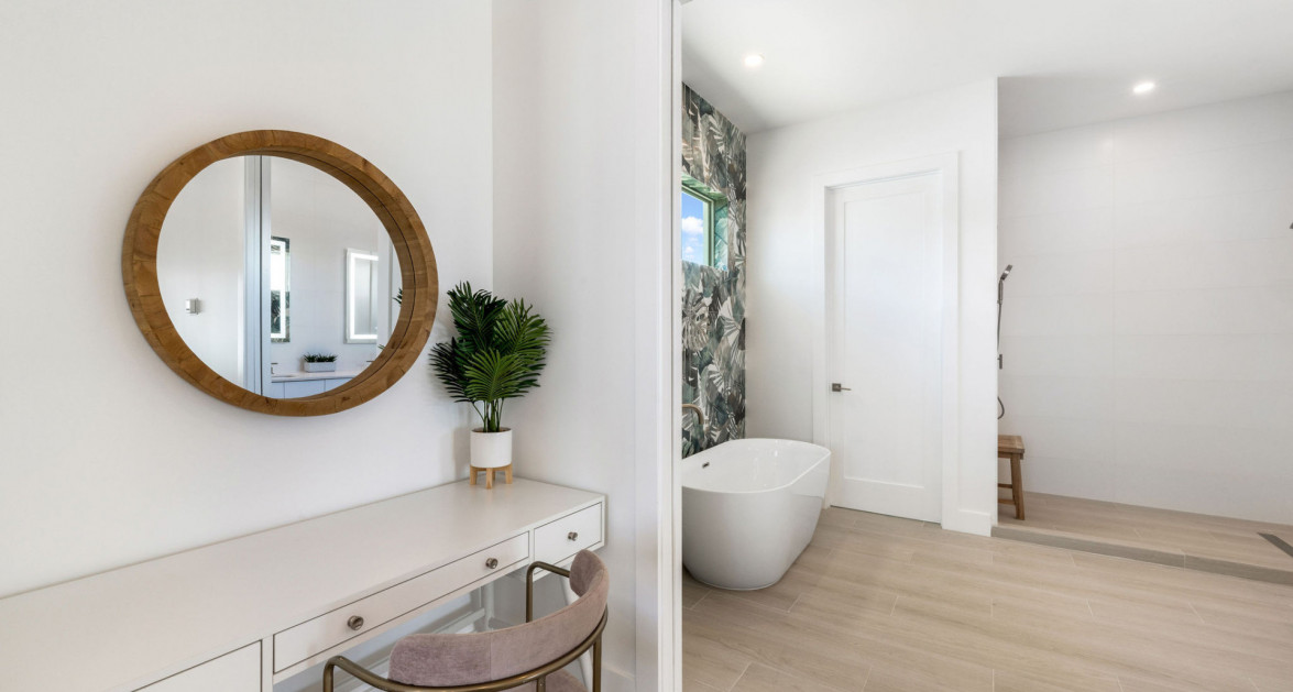 Oceans 9 Beachfront Detached Home - Image 19