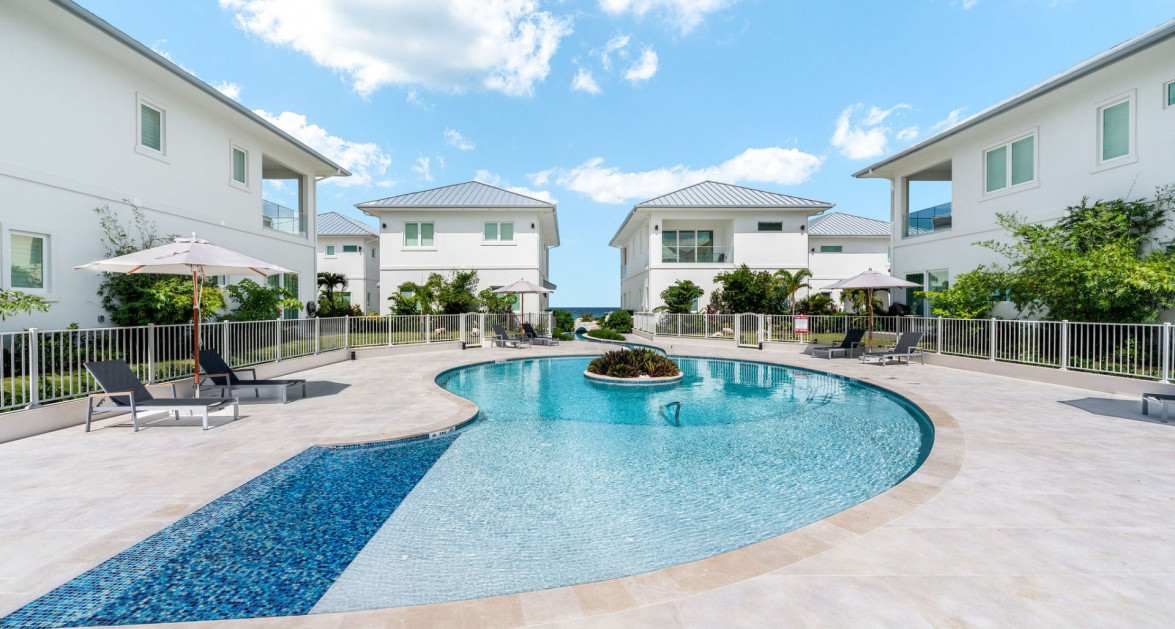 Oceans 9 Detached Home in Exclusive Beachfront Resort - Image 2