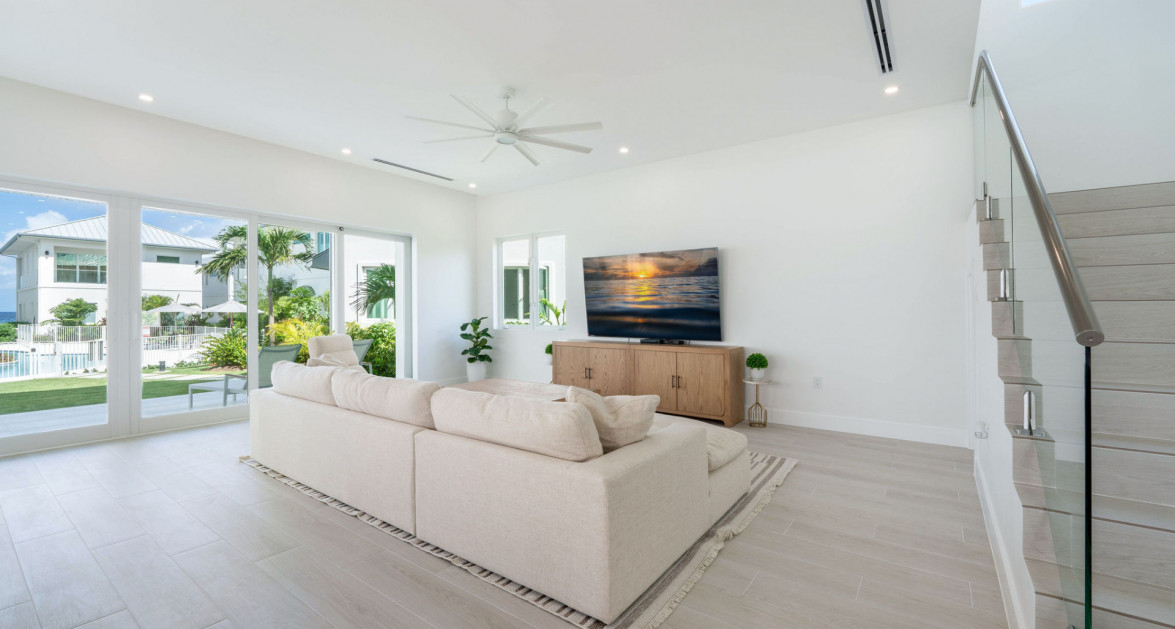 Oceans 9 Detached Home in Exclusive Beachfront Resort - Image 20