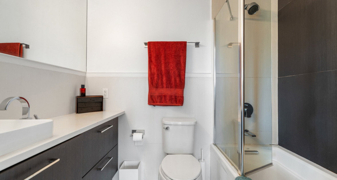 Old Prospect Groves #13 (Stunning 3 Bed, 3 Bath w/ Den Beachfront Residence) - Image 16