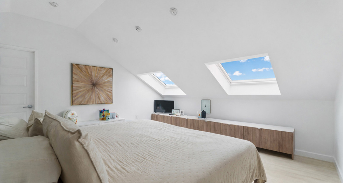 Old Prospect Groves #13 (Stunning 3 Bed, 3 Bath w/ Den Beachfront Residence) - Image 19