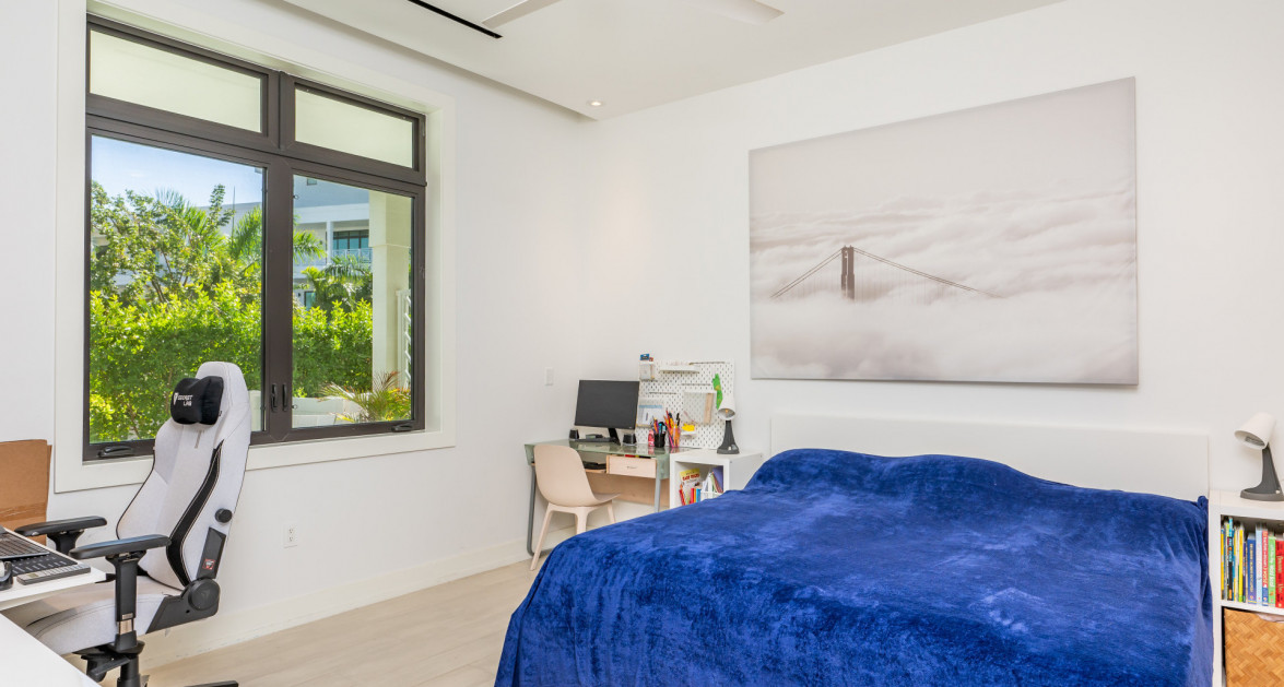 Olea - Pool View, Ground Floor - Image 7