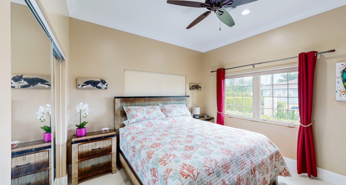 OMEGA BAY ESTATES CANAL HOME | #189 WHIRLWIND DRIVE - Image 13