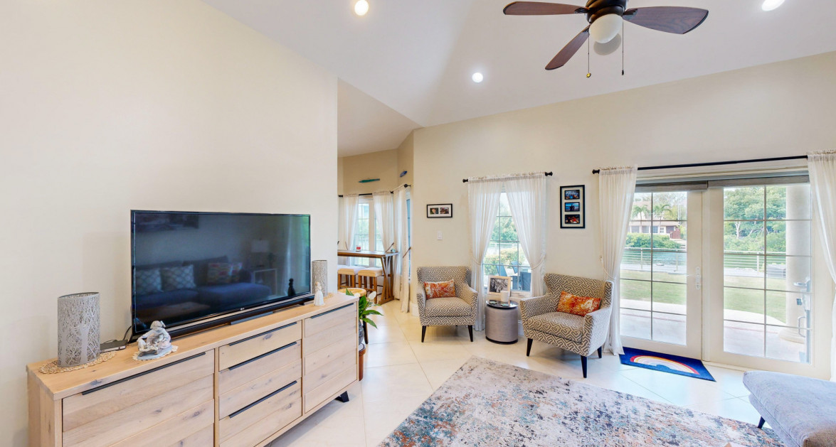 OMEGA BAY ESTATES CANAL HOME | #189 WHIRLWIND DRIVE - Image 6