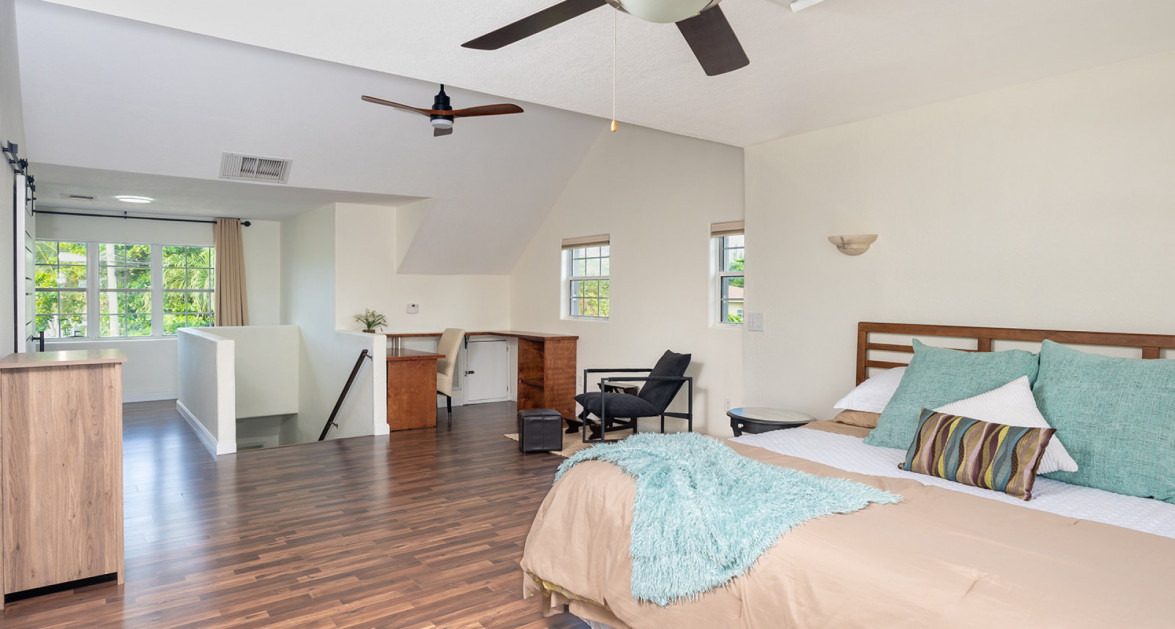 Omega Dr. Canal Front Duplex - Image 20