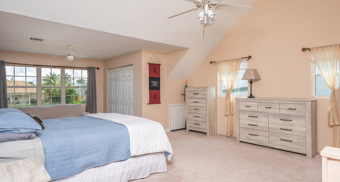 Omega Dr. Canal Front Duplex - Image 9