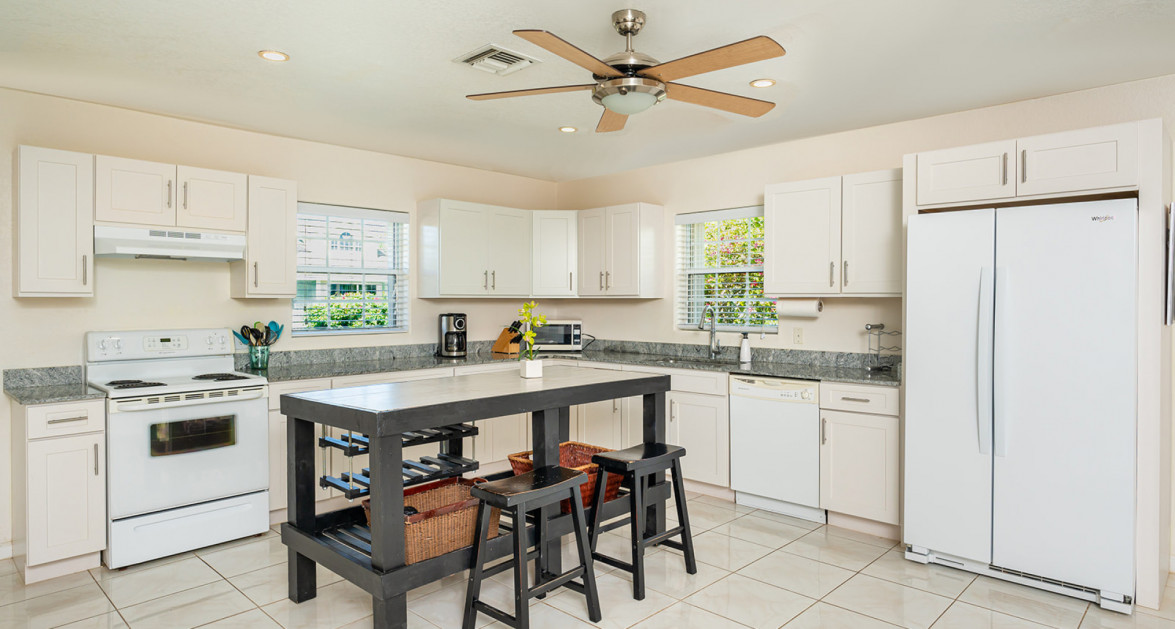 Omega Dr. Canal Front Duplex - Image 16