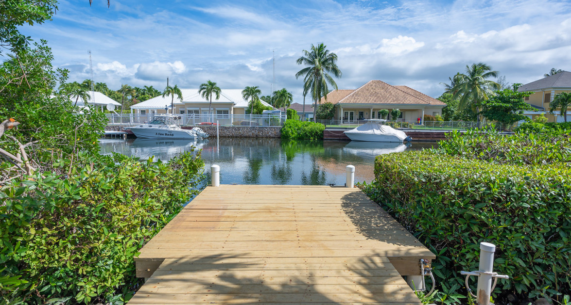 Omega Dr. Canal Front Duplex - Image 31