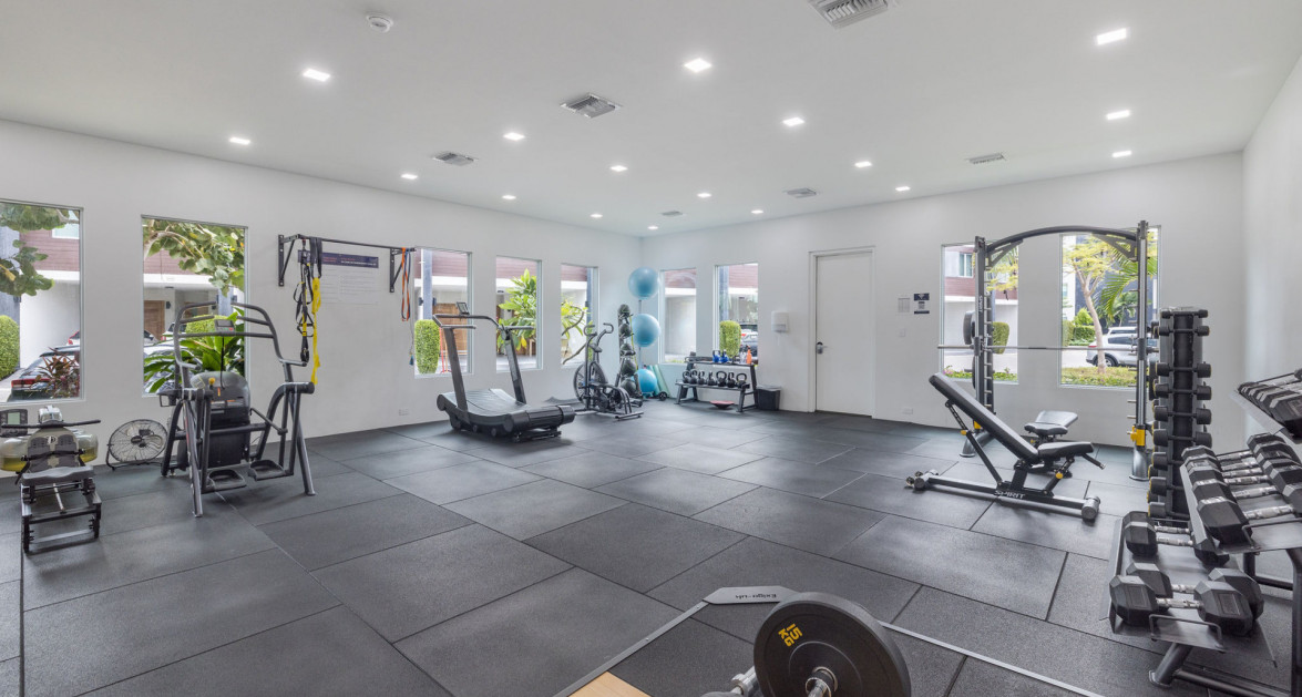 One Bedroom at One Canal Point, Seven Mile Corridor - Image 13