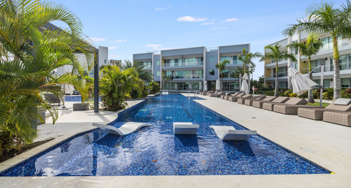 One Bedroom at One Canal Point, Seven Mile Corridor - Image 2