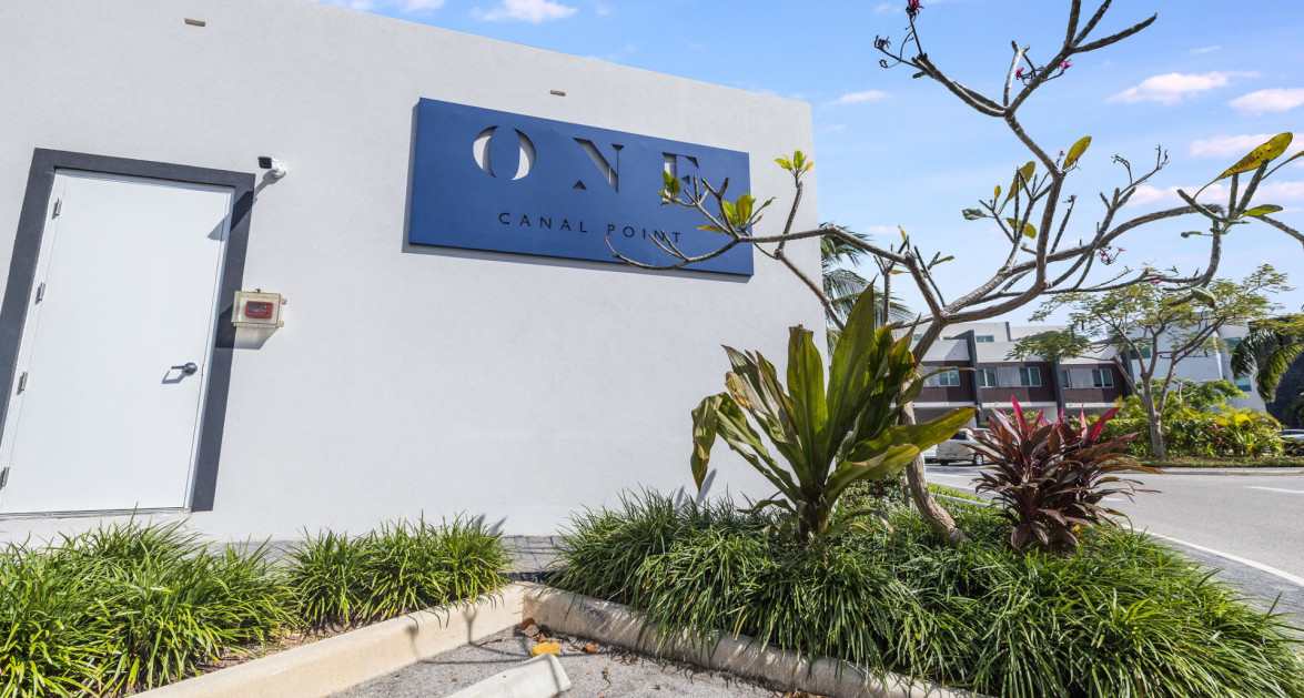 One Bedroom at One Canal Point, Seven Mile Corridor - Image 12