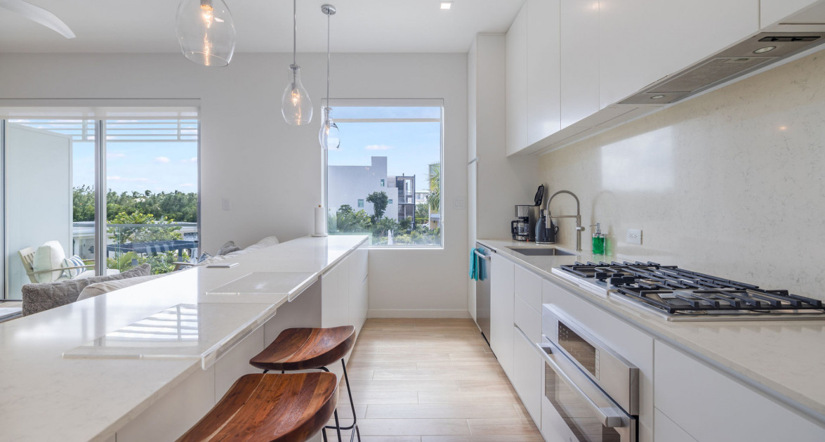 One Bedroom at One Canal Point, Seven Mile Corridor - Image 1