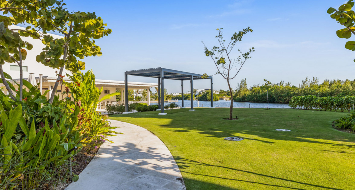 One Canal Point | Walkout Poolside Unit - Image 14