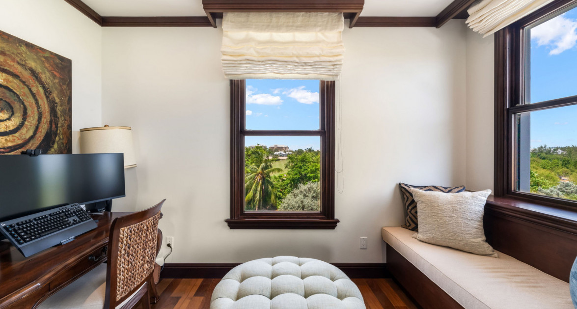 ONE LOVE - DECKHOUSE AT THE RITZ- CARLTON - Image 17