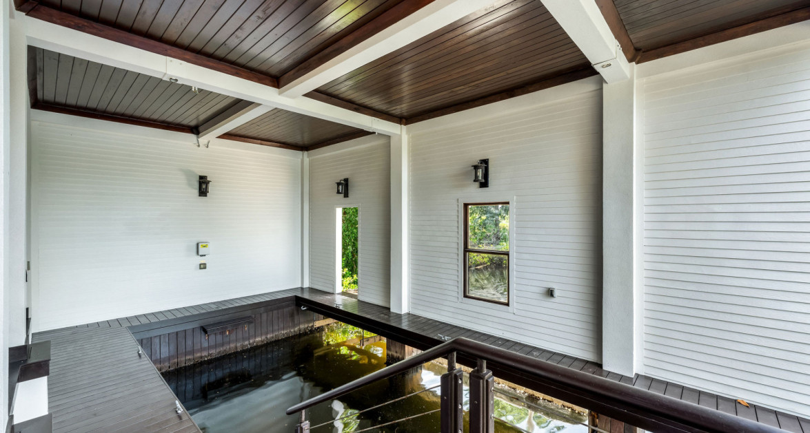 ONE LOVE - DECKHOUSE AT THE RITZ- CARLTON - Image 37