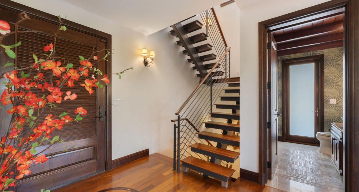 ONE LOVE - DECKHOUSE AT THE RITZ- CARLTON - Image 6