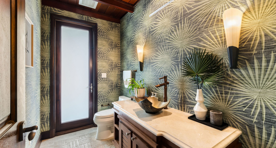 ONE LOVE - DECKHOUSE AT THE RITZ- CARLTON - Image 13