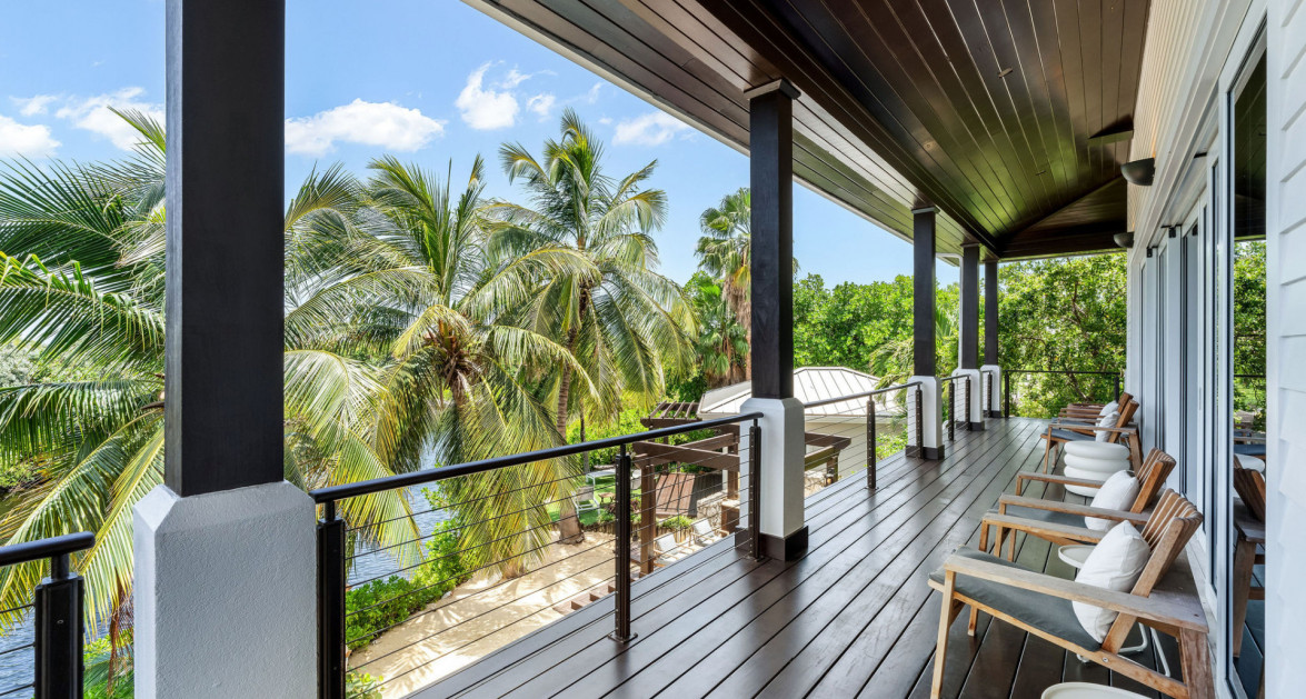 ONE LOVE - DECKHOUSE AT THE RITZ- CARLTON - Image 12