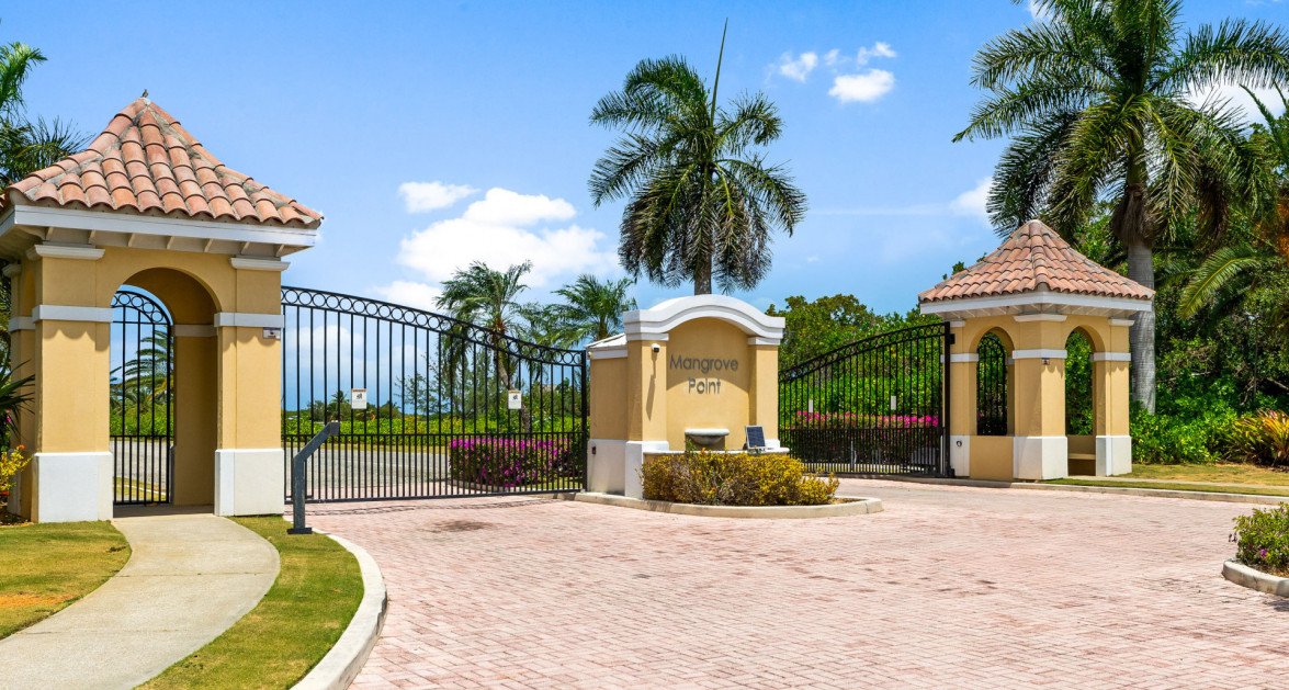 Oversized Estate Lot on Yacht Basin | Mangrove Point - Image 3
