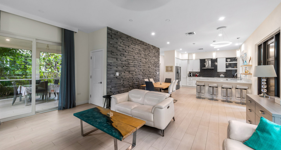 Periwinkle | Three Bed Cottage with Dock - Image 8
