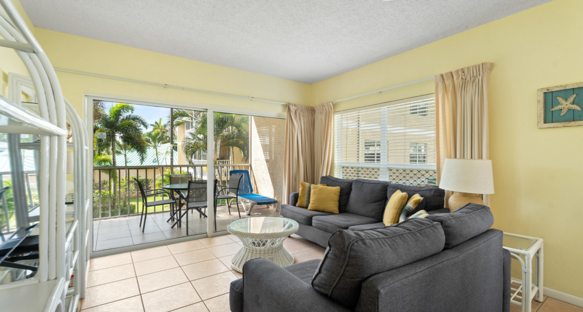Plantation Village #44 | Seven Mile Beach – Pool & Garden View Condo with Great Rental Income - Image 4