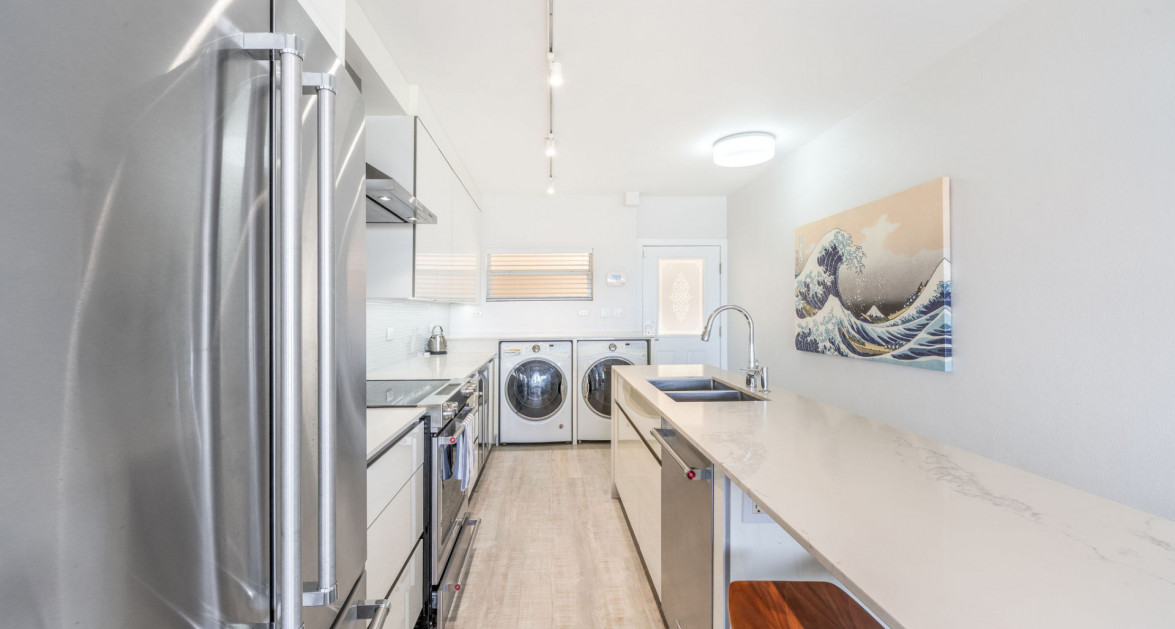 Plantation Village Seven Mile Beach Front Fully Renovated Ground Floor - Image 7