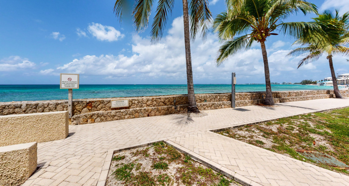 Plantation Village Seven Mile Beach Front Fully Renovated Ground Floor - Image 32