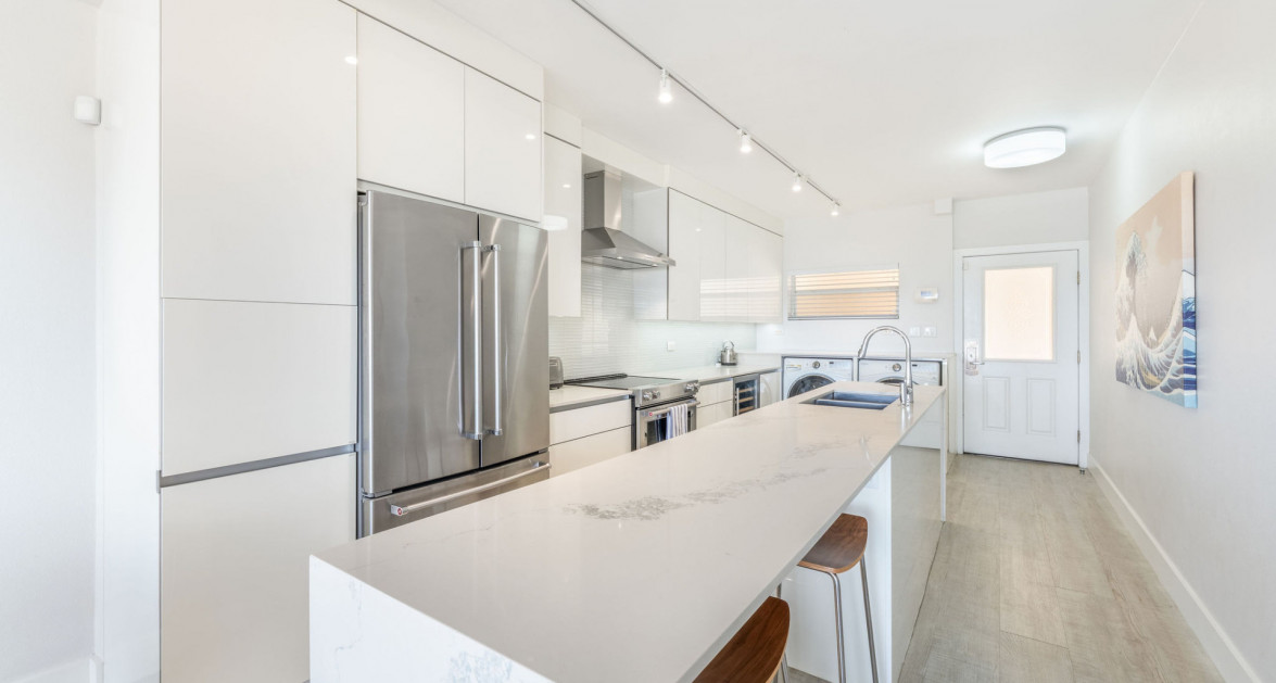 Plantation Village Seven Mile Beach Front Fully Renovated Ground Floor - Image 8