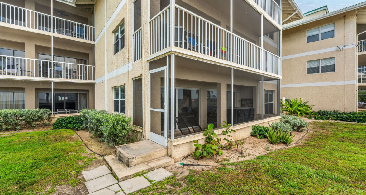 Plantation Village Seven Mile Beach Front Fully Renovated Ground Floor - Image 23