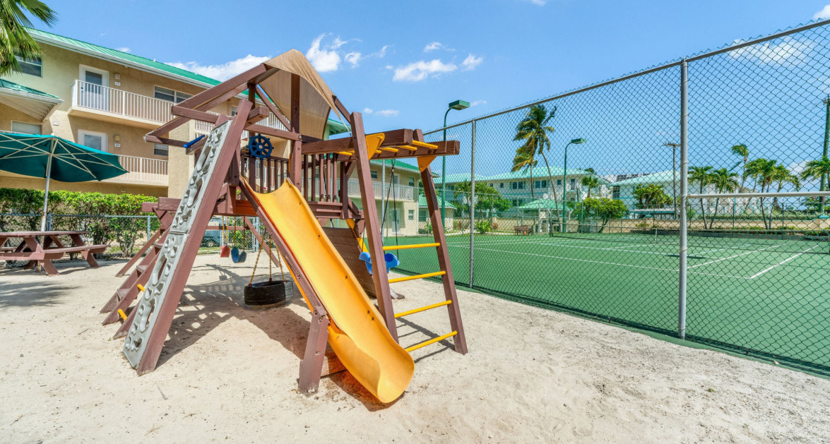 Plantation Village Seven Mile Beach Front Fully Renovated Ground Floor - Image 38