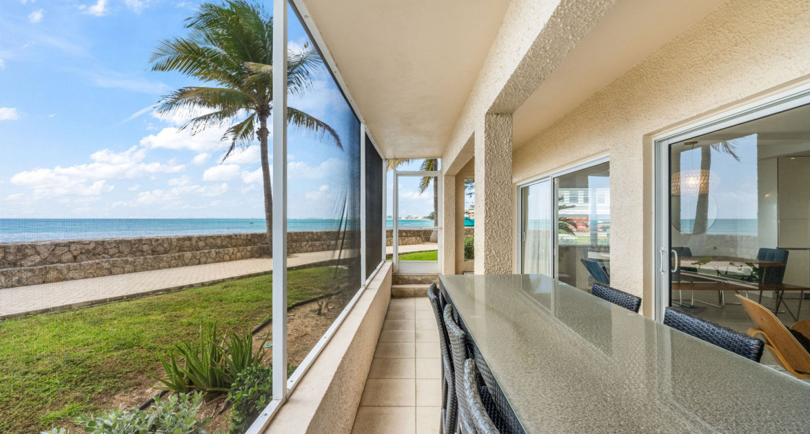 Plantation Village Seven Mile Beach Front Fully Renovated Ground Floor - Image 21