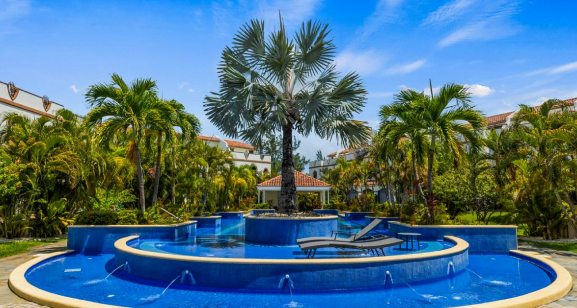 Poolside One Bedroom Walkout | San Sebastian - Image 5