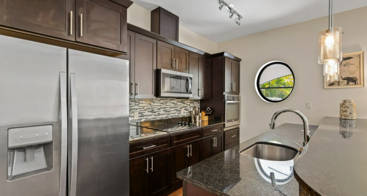 Poolside One Bedroom Walkout | San Sebastian - Image 8