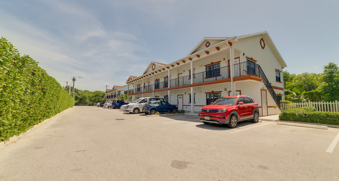 Portofino Gardens | Two Bedroom, Two Bathroom - Image 16