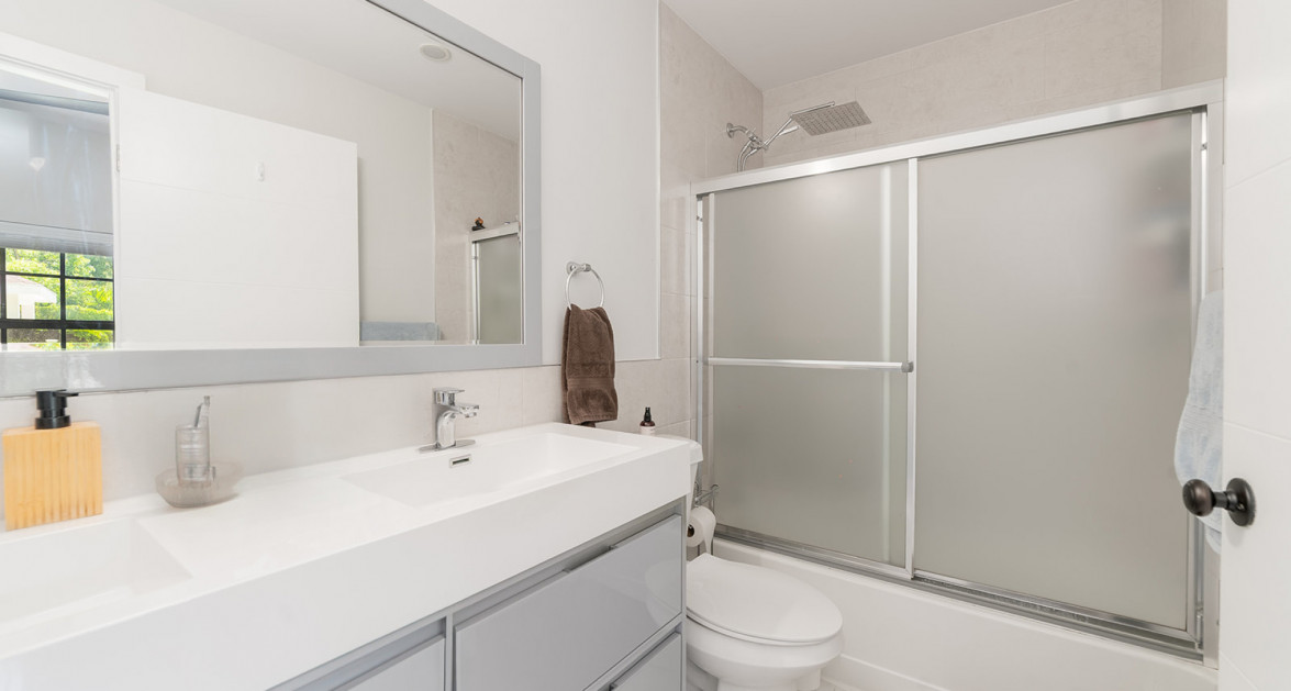 Portofino Gardens | Two Bedroom, Two Bathroom - Image 12