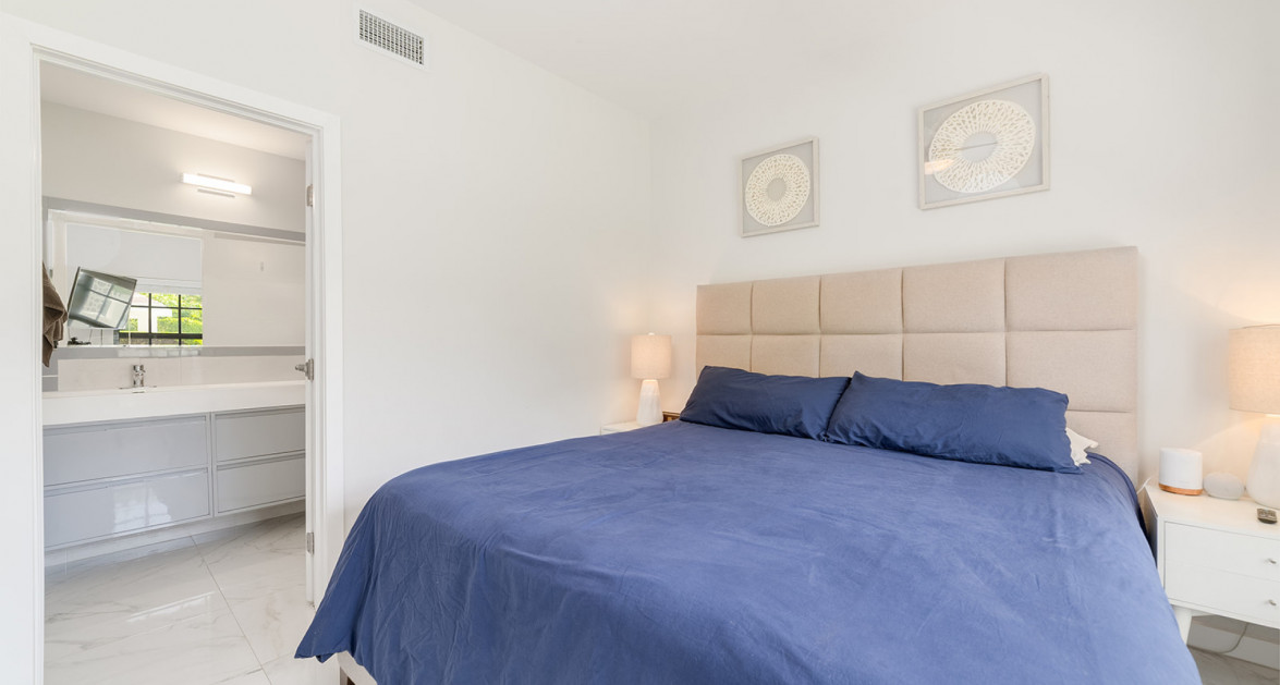 Portofino Gardens | Two Bedroom, Two Bathroom - Image 11