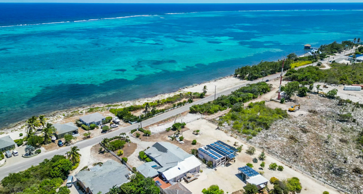 PRIME OCEANTFRONT LAND - HOUSE LOT #1 - Image 8