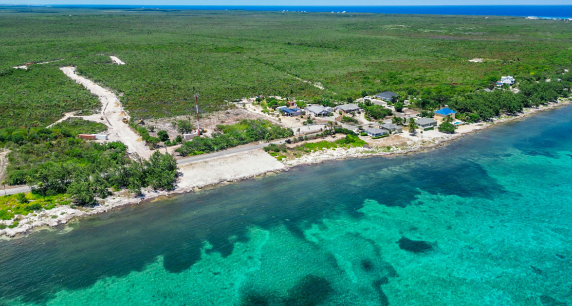 PRIME OCEANTFRONT LAND - HOUSE LOT #2 - Image 1