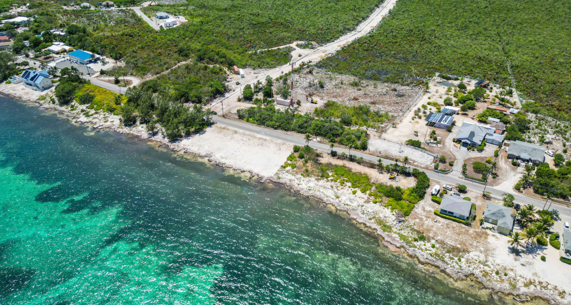 PRIME OCEANTFRONT LAND - HOUSE LOT #3 - Image 2