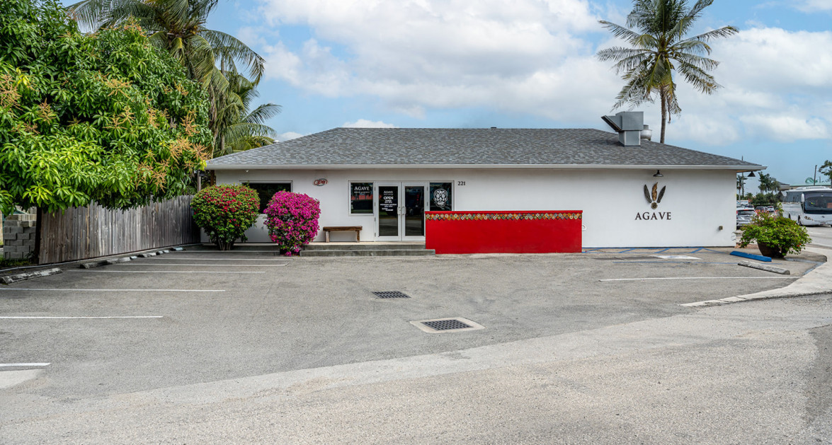 Prime Restaurant Building on Bypass - Fully Fitted and ready to trade - Image 2