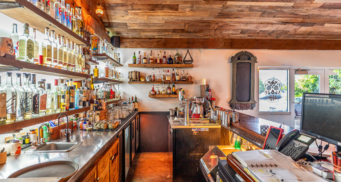 Prime Restaurant Building on Bypass - Fully Fitted and ready to trade - Image 10